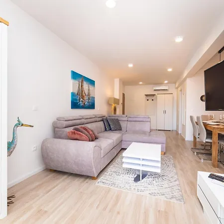 Luxury Belissima アパート *