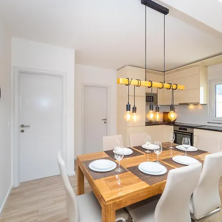 Lägenhet Luxury Belissima Makarska