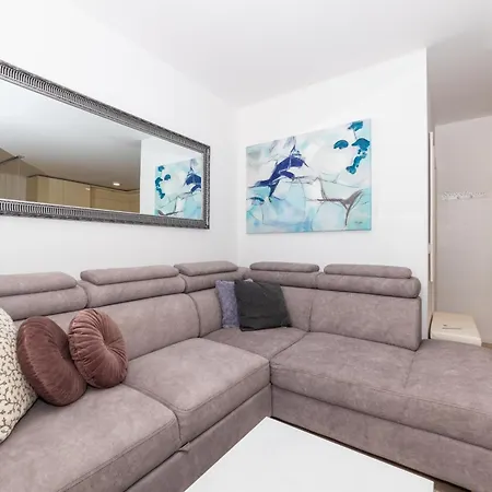 Luxury Belissima Makarska