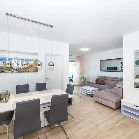 Luxury Belissima Lägenhet Makarska